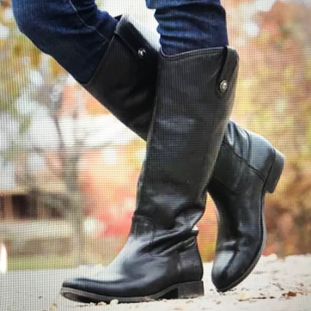 FRYE Melissa Button Boot, Size 7.5